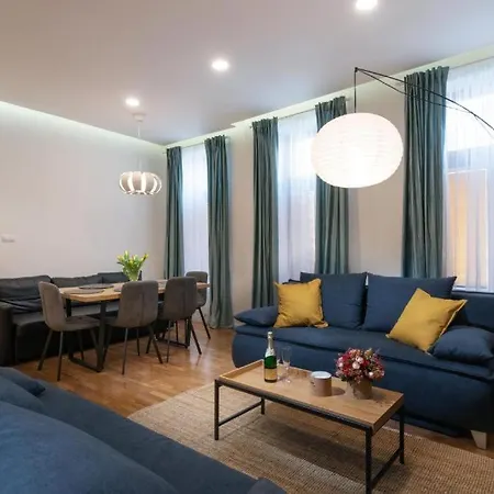 Apartment Masiarska Big 2 For 10 Guests Center *